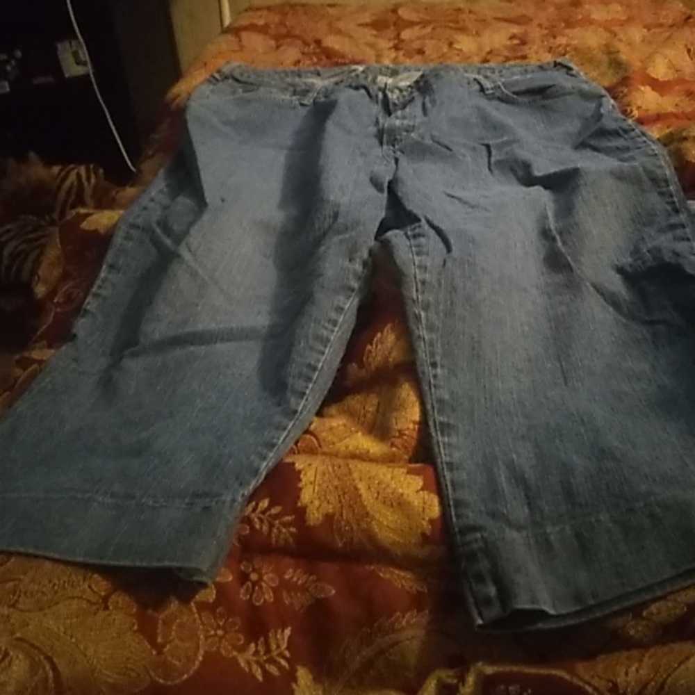 Capris